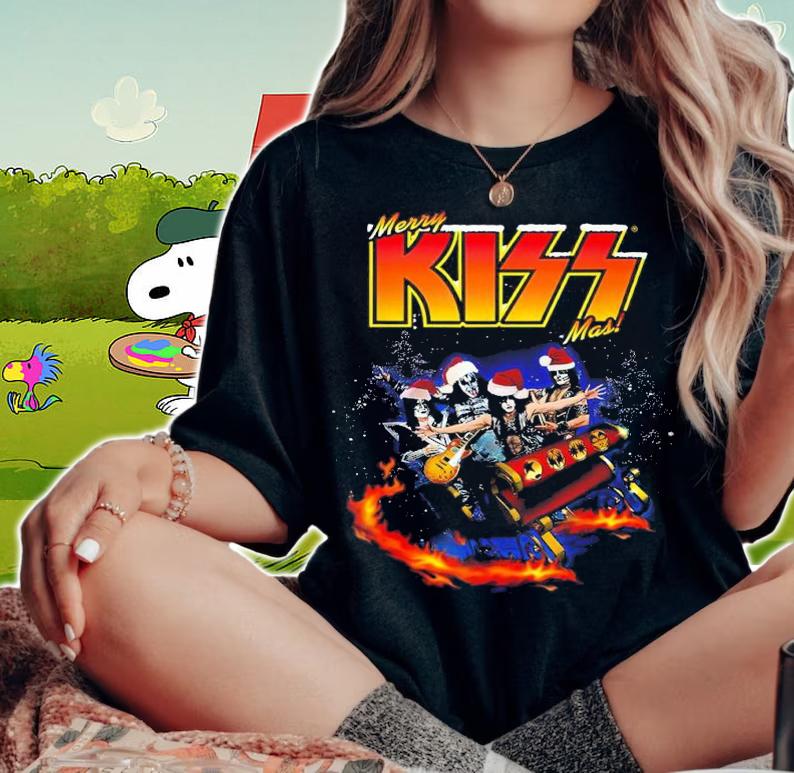 Merry Kissmas Christmas shirt t-shirt woman shirt