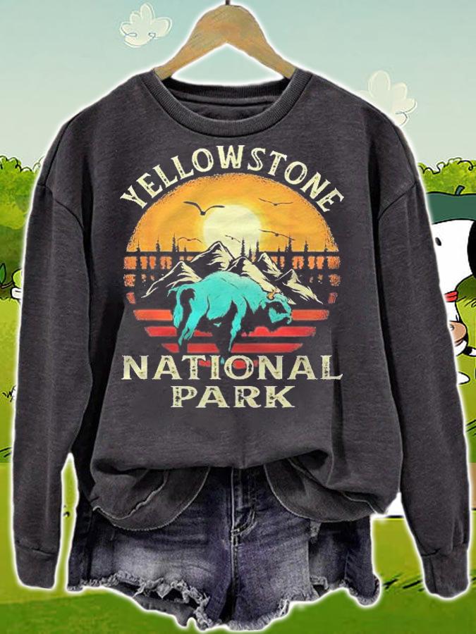 Retro Yellowstone National Park Design Vintage Shirt t-shirt sweatshirt