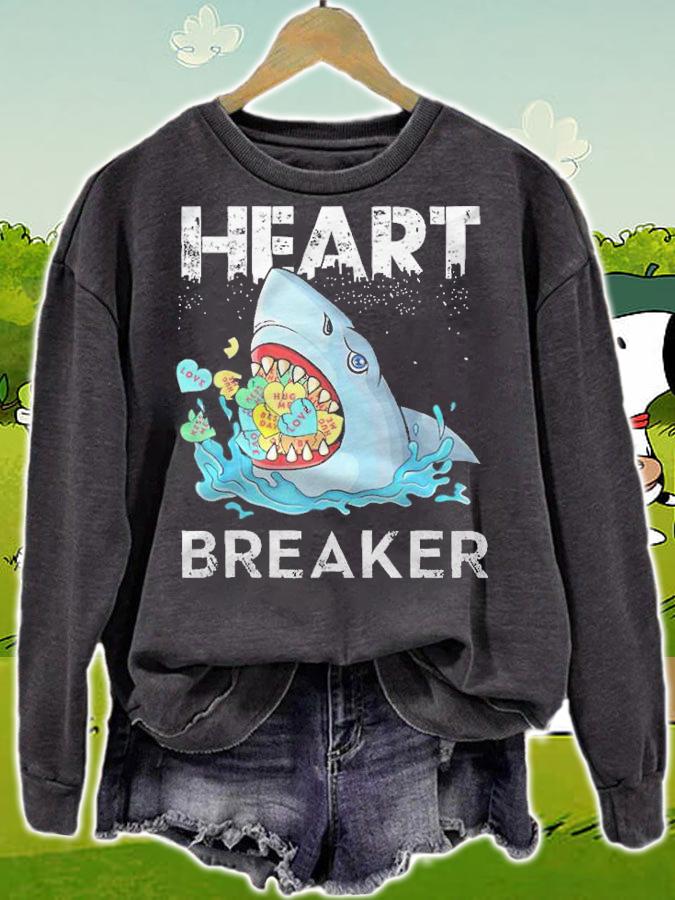 Funny Shark heart breaker 2022 T-shirt t-shirt sweatshirt