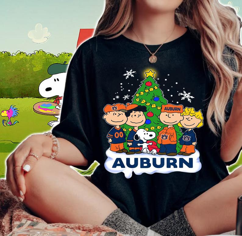 Auburn Peanuts Snoopy Auburn Tigers Christmas Tree t-shirt woman shirt