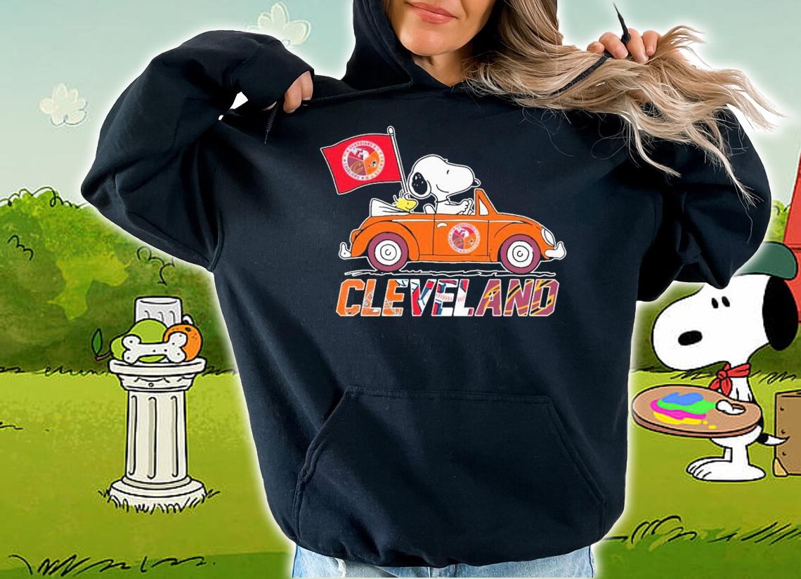 Snoopy And Woodstock Driving Car Cleveland Sports Teams Flag t-shirt hoodie