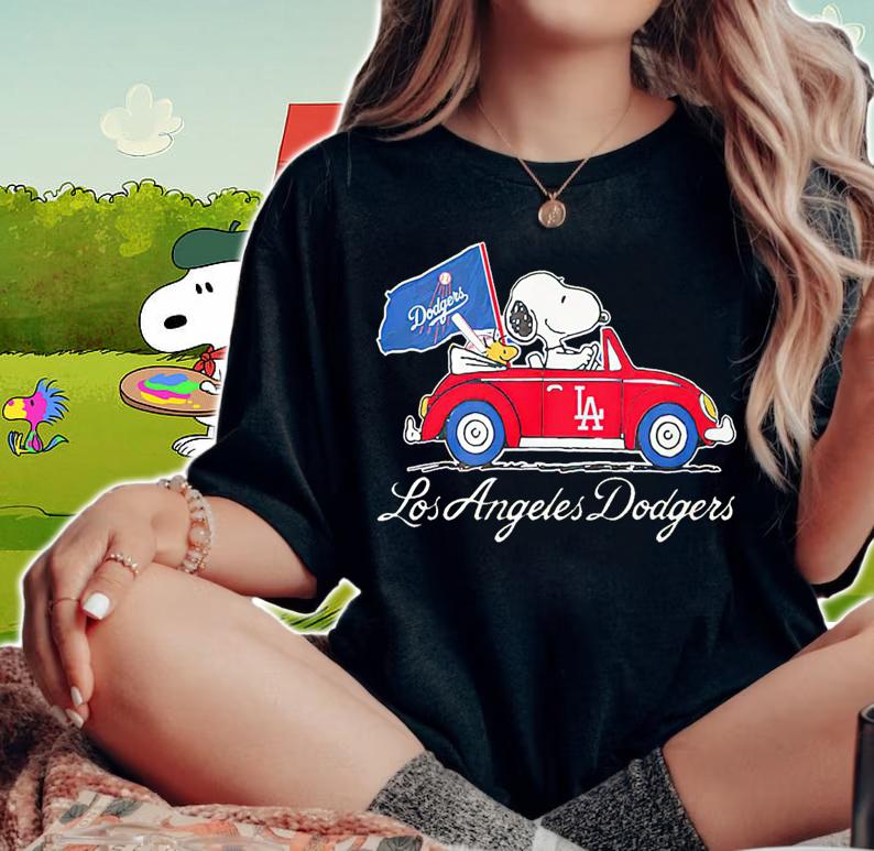 Snoopy And Woodstock Driving Car Los Angeles Dodgers Flag t-shirt woman shirt