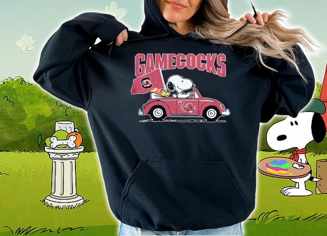 Snoopy And Woodstock Driving Car South Carolina Gamecocks Flag t-shirt hoodie