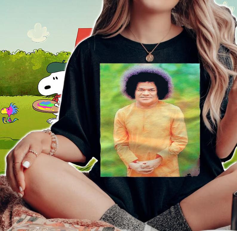 Sathya Sai Baba Standing Sai Baba poster T-shirt woman shirt