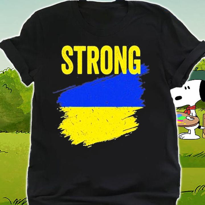 Ukraine Flag Vintage Ukraine Strong Pray For Ukraine T-Shirt shirt