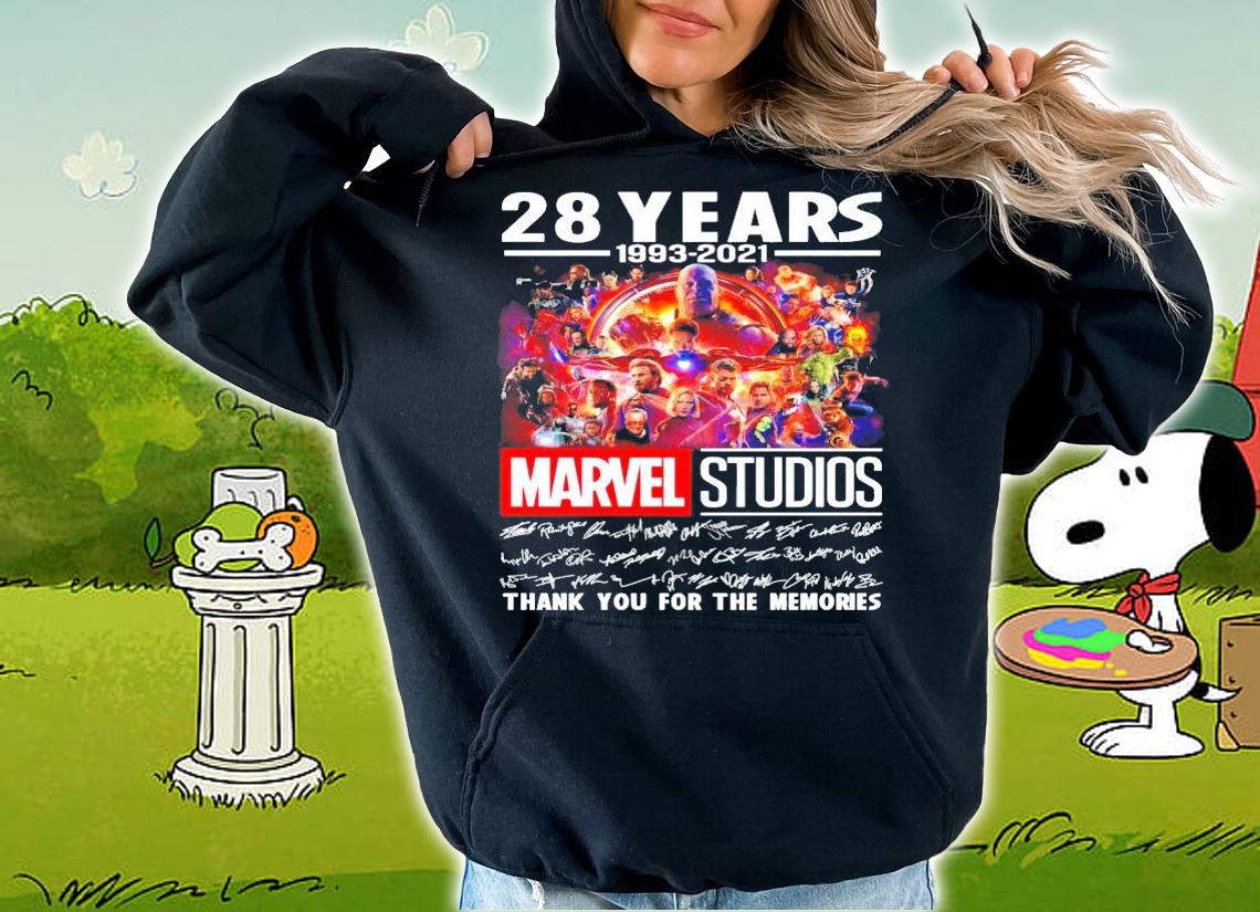 28 years 1993-2021 Marvel Studios signatures thank you for the memories t-shirt hoodie